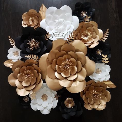 Black And Gold Paper Flowers, Black And Gold Flower Wall, Gold Paper Flowers, Black And Gold Flowers, Hanging Craft Ideas, Hanging Craft, Paper Flower Wall Decor, Paper Wall Hanging, Paper Flower Decor