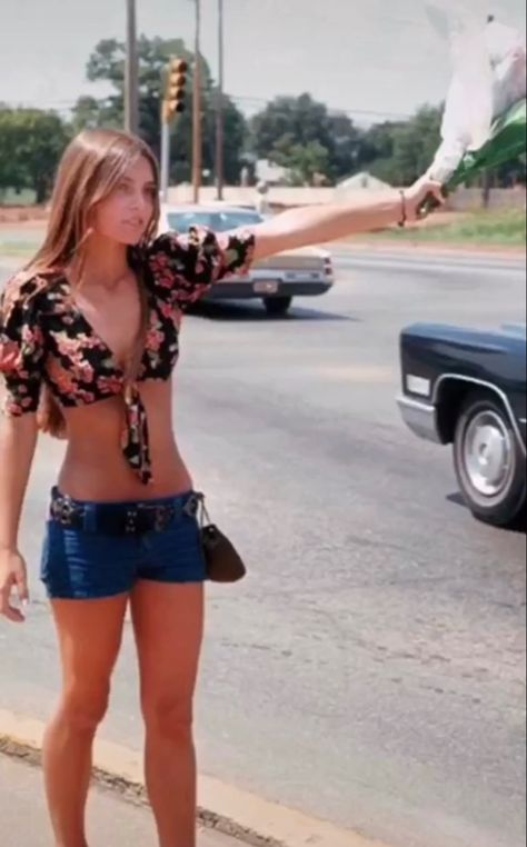 70s Texas Fashion, 70s Summer Fashion Vintage, Flower Child Aesthetic 70s, 70s Groupie Aesthetic, Vintage Summer Aesthetic 70s, 70s Outfits Summer, 70s Summer Outfits, 70s Fashion Summer, 70s Summer Aesthetic