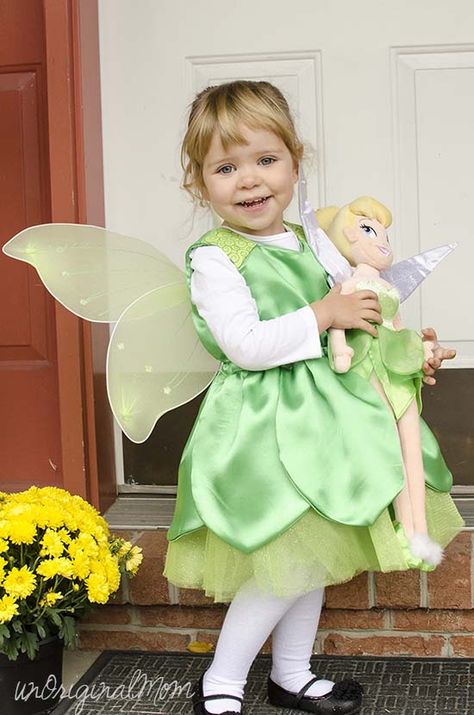 DIY Toddler Tinkerbell Costume Toddler Tinkerbell Costume, Fantasia Tinker Bell, Diy Tinkerbell Costume, Flounder Costume, Tinkerbell Shoes, Tinkerbell Outfit, Fairy Costume Diy, Tinkerbell Dress, Tinkerbell Costume