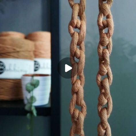 Chain Knot Macrame, Macrame Chain Tutorial, Macrame Braids, Macrame Chain, Knot Braid, Square Knot, Macrame Knot, Macrame Ideas, Macrame Knots