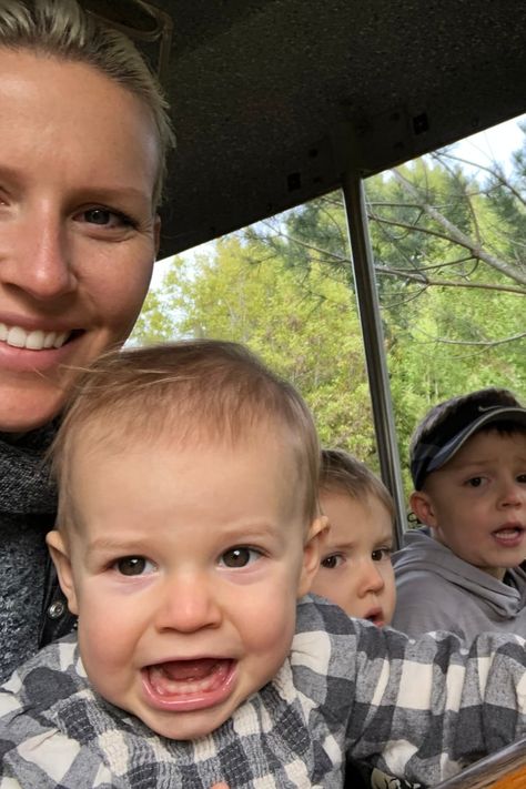 9 Things No One Tells You About Having 3 Kids Under 5 Having A Third Baby, 5 Kids Family, 3 Under 3, Having A Third Child, Class Snacks, Best Double Stroller, Not Having Kids, Baby Name List, 19 Kids