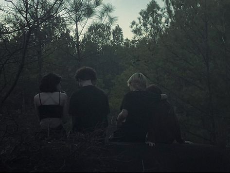 green grunge dark aesthetic friends couple hanging out forest skater Grunge Dark Aesthetic, Fantasy Friends, Friends Couple, Green Grunge, Twilight Aesthetic, Aesthetic Friends, Dark Aesthetic, Forest