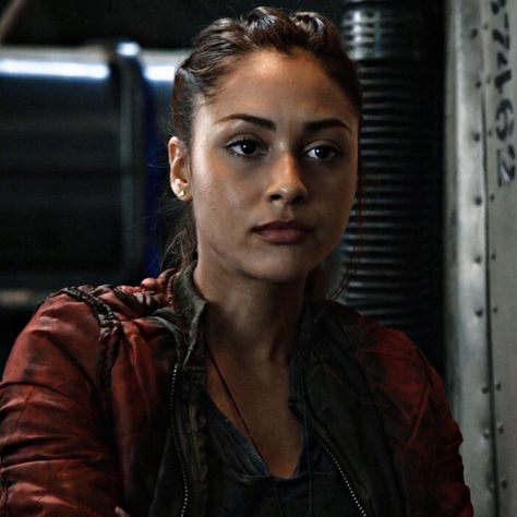 Raven Reyes Icon, Raven Reyes, The 100, Red