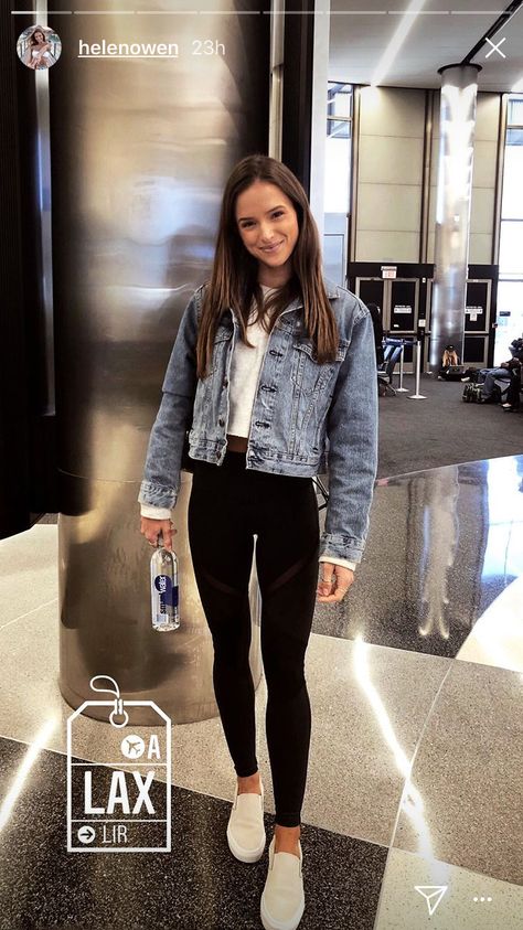 summer outfits at the airport 50+ best outfits #summer #outfits #the #airport #50+ #best #outfits Outfit Converse, Airplane Outfits, Look Legging, Jean Jacket Outfits, Travel Outfit Summer, Leggings Outfit, Legging Outfits, Beautiful Sea, Athleisure Outfits