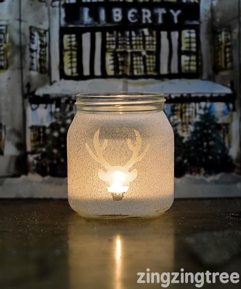 Easy DIY frosted jam jar luminary Lighted Glass Blocks Diy, Frosted Glass Diy, Glass Jar Crafts, Jar Crafts For Kids, Crafts For Kids Easy Diy, Jam Jar Crafts, Christmas Glass Jars, Frosted Candle Jar, Upcycled Jars