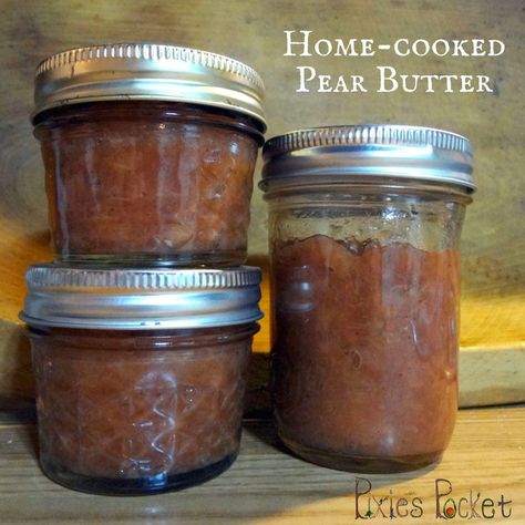 Pear Butter Recipe - a small batch from windfall fruit - pixiespocket.com Pear Butter Recipe, Pear Preserves, Crock Pot Bread, Ball Canning, Sweet Sauces, Pear Butter, Pear Pie, Apple Butter Recipe, Pear Tart