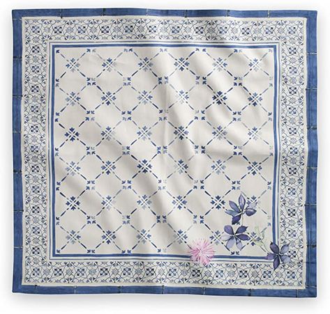 Print Scarf Design, Easter Napkins, Hijab Designs, Ladies Handkerchiefs, Fabric Napkin, Printed Napkins, Cloth Napkin, Cotton Tablecloths, Family Dinners