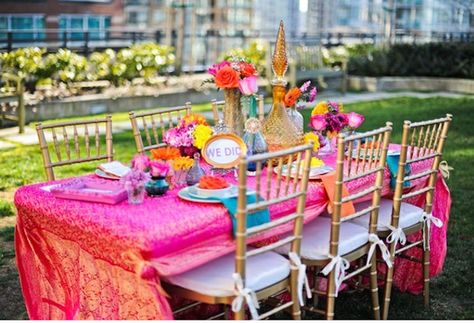 Tablecloth!! Moroccan Wedding Decor, Morrocan Theme, Engagement Party Themes, Arabian Nights Party, Moroccan Party, Mehndi Party, Bollywood Theme, Moroccan Theme, Bollywood Bridal