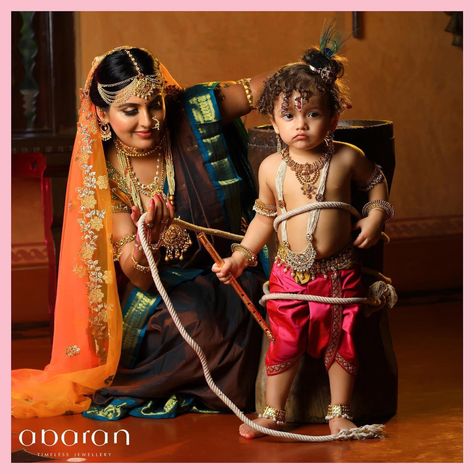 Krishna Tied By Yashoda, Yashoda Krishna Photoshoot Ideas, Baby Boy Krishna Photoshoot, Yashoda Krishna Photoshoot, Little Krishna Photoshoot, Yashoda And Krishna Baby, Yashoda And Krishna Baby Photoshoot, Krishna Photoshoot Ideas, Baby Krishna Photoshoot