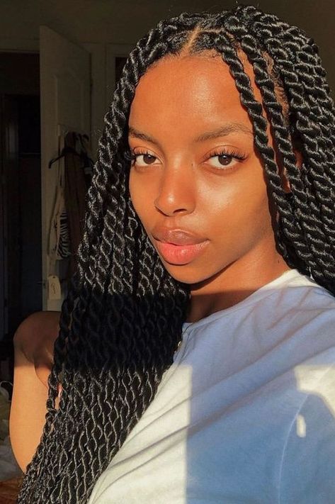 Senegalese Twist Hairstyles, Cute Summer Hairstyles, Big Box Braids Hairstyles, Box Braids Hairstyles For Black Women, Braids Hairstyles Pictures, Twist Braid Hairstyles, Senegalese Twist, Protective Hairstyles Braids, Hair Twist Styles