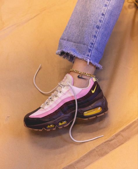 Nike Air Max 95 Women Outfit, Air Max 95 Women Outfit, Nike Air Max 95 Outfit Woman, Air Max 95 Women, Nike Air Max 95 Woman, Nike Air Max 95 Outfit, Nike 95 Air Max 95, Nike Air Max 95 Customized, Air Max Outfit