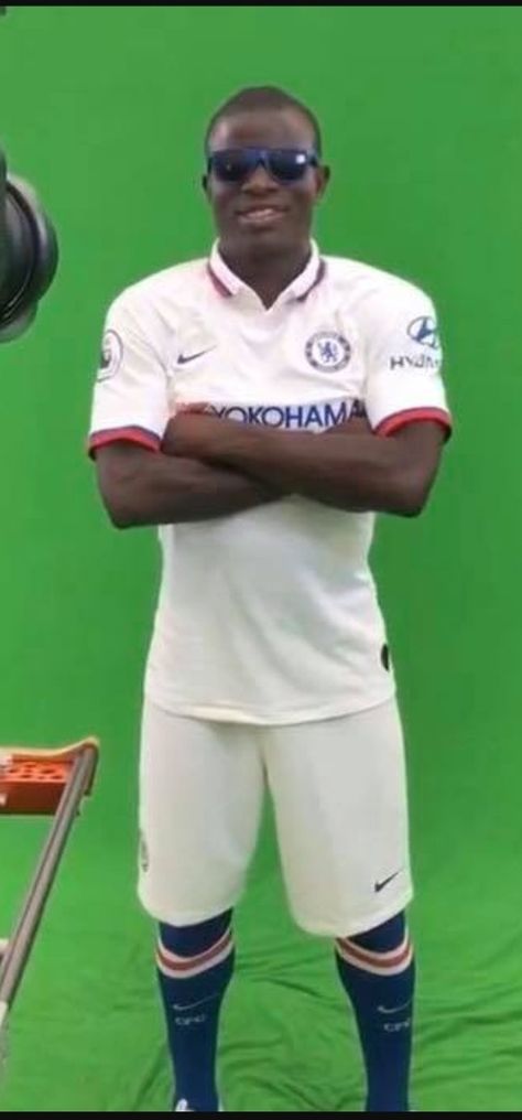 Ngolo Kante Smile, Ngolo Kante, Football Funny, Football Wallpaper, Football, Memes, Funny, Quick Saves, American Football