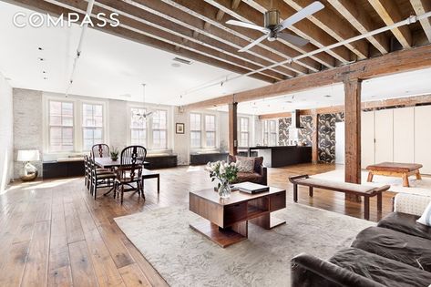 This 4, 000 SF true Soho loft is a duplex of immeasurable scale and stature. 3 BR for rent, Soho apartment rentals 468 West Broadway in Manhattan | Nest Seekers Classic Console, San Myshuno, Soho Loft, Deep Soaking Tub, New York City Apartment, Contemporary Chandelier, Loft Spaces, Wood Beams, Oak Floors