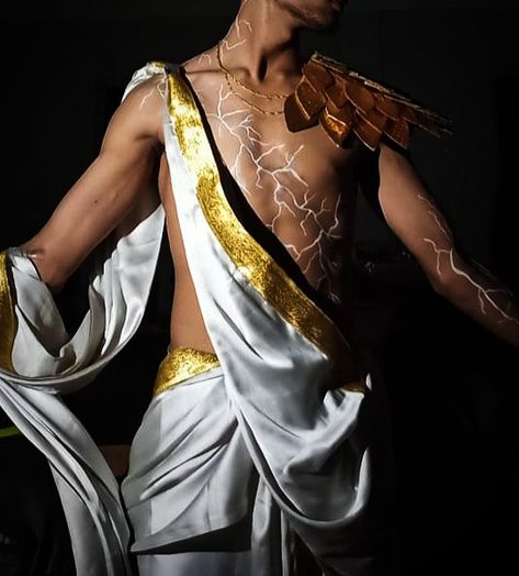 Zeus Inspired Outfits, Mens Greek God Costume, Greek Mythology Outfits Male, Greek God Outfits Men, Apollo Costume, Greek God Costume Male, Zeus Costume, Greek Chiton, God Costume