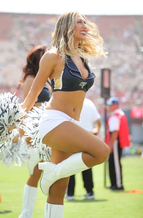 Los Angeles Rams Cheerleaders, Rams Cheerleaders, Nfl Cheerleaders, Los Angeles Rams, Sport Girl, Cheerleading, Nfl, Quick Saves, Los Angeles