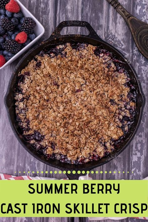 Mixed Berry Crisp, Raspberry Crisp, Blackberry Crisp, Summer Fruit Desserts, Oatmeal Crisp, Crisp Topping, Campfire Recipes, Oatmeal Toppings, Berry Crisp