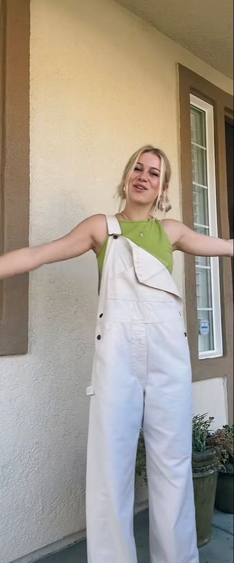 drip white overalls green tank swag White Jean Overalls, Light Green Overalls, Styling White Overalls, How To Style White Overalls, White Overalls Outfit Summer, Beige Overalls Outfit, Khaki Overalls Outfit, Cream Overalls Outfit, White Dungarees Outfits