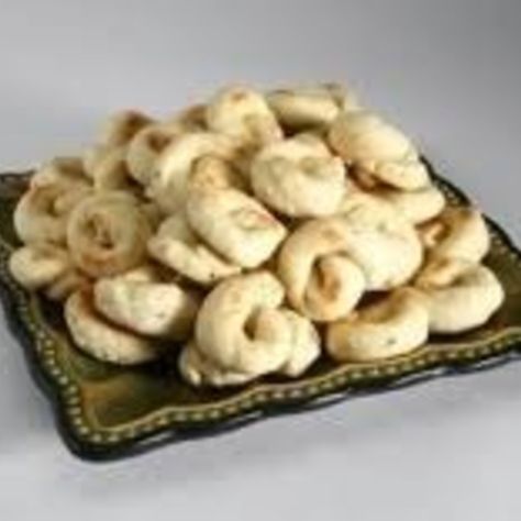 AUTHENTIC ITALIAN DESSERT RECIPES | Italian Wine Biscuits Recipe | Just A Pinch Recipes Wine Biscuits Recipe, Dessert Recipes Italian, Wine Biscuits, Italian Dessert Recipes, Authentic Italian Desserts, Wine Cookies, Food For Special Event, Recipes Italian, Italian Recipes Dessert