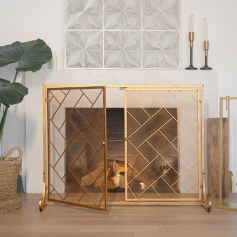 Decorative fireplace screens