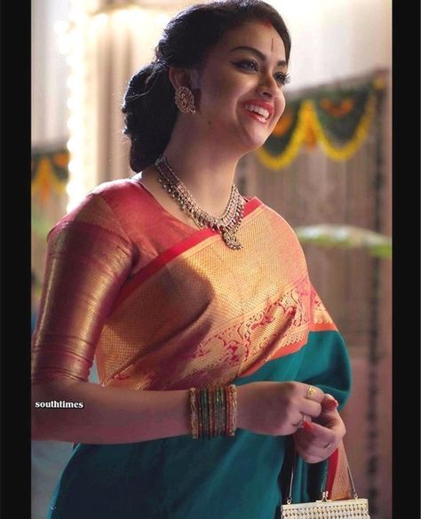 Kanchivaram Saree Blouse Designs, Kanchi Silk Saree Blouse Designs, Mahanati Blouse Designs, Kuppadam Pattu Sarees Blouse Designs, Mahanati Sarees, Indian Bridal Sarees, Pattu Saree Blouse Designs, Keerthy Suresh, Saree Blouse Neck Designs