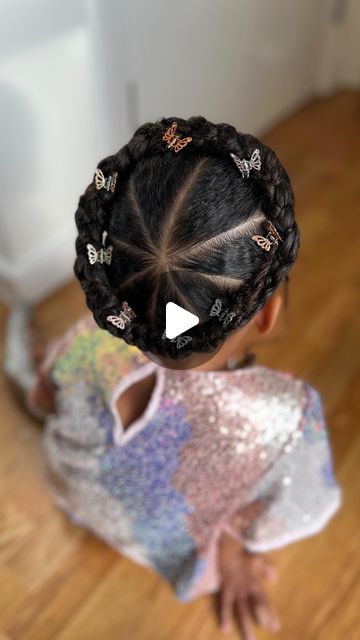 The Curly Hair Coach on Instagram: "Halo Braid 😇 #kidshairstyles" Kids Halo Braid Hairstyles, Braid Pin Up Styles Black Hair, Braided Halo Braid, Girl Twist Hairstyles Kids Black Little, Toddler Black Hairstyles, Braided Buns For Black Hair Kids, Kids Halo Braid, Halo Braid With Weave, Halo Braid Natural Hair