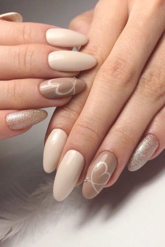 Wow Wedding Nail Ideas ★ nail ideas white nude beige with hearts paints elstile.nails Ongles Beiges, Beige Nails Design, Simple Wedding Nails, Wow Nails, Nude Nail Designs, Short Almond, Beige Nails, Almond Nails Designs, Nail Art Wedding