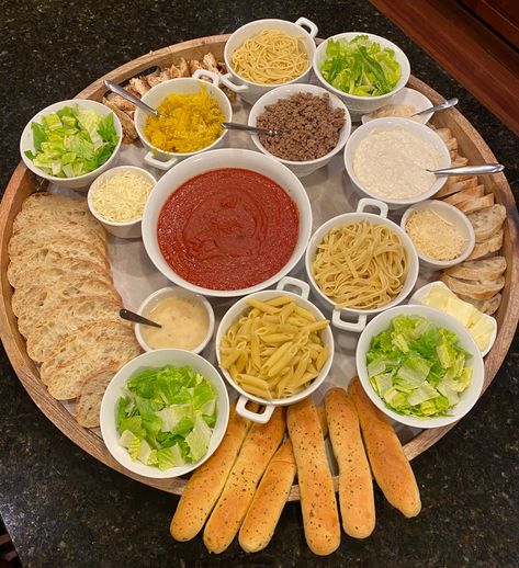 Charcuterie Board Pasta, Pasta Charcuterie Board Ideas, Pasta Board Ideas, Charcuterie Board Theme Party Ideas, Bring Your Own Board Party Ideas, Pasta Charcuterie Board, Board Night Ideas Food, Dinner Board Ideas, Dinner Charcuterie Board Ideas