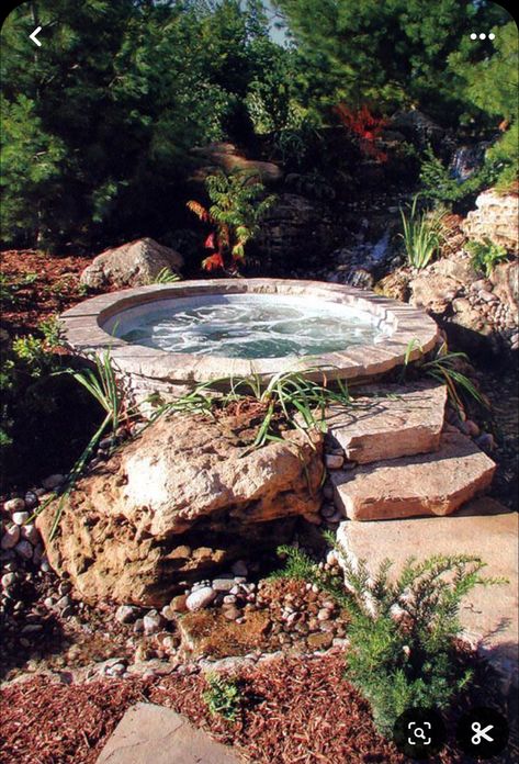 Jacuzzi Tubs, Patio Chico, Hot Tub Landscaping, Hot Tub Patio, Outdoor Hot Tub, Diy Hot Tub, Hot Tub Garden, Hot Tub Backyard, Natural Swimming Pools