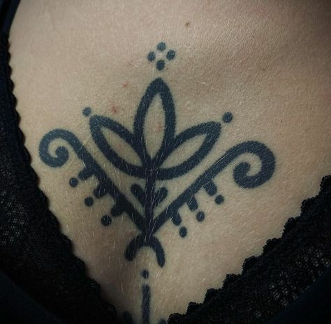 Ornament Neck Tattoo, Folk Chest Tattoo, Black Ornamental Tattoo, Aesthetic Tats, Ornamental Tattoos, Ethnic Tattoo, Throat Tattoo, Knee Tattoo, Tattoo Project