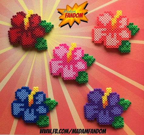 Hawaiian Flowers Perler Beads Ideas, Bead Flowers, Perler Creations, Melty Bead Patterns, Pixel Beads, Hama Beads Design, Beads Flower, Perler Crafts, Hama Bead