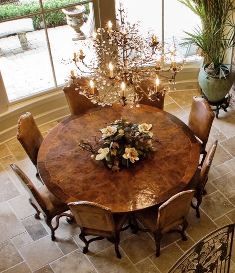 Round table seating 8 Round Dinning Table, Custom Dining Room, Round Dining Room Sets, Traditional Dining Rooms, Round Dining Room, Luxury Dining Room, Luxury Dining, Dining Room Design, Dining Room Sets