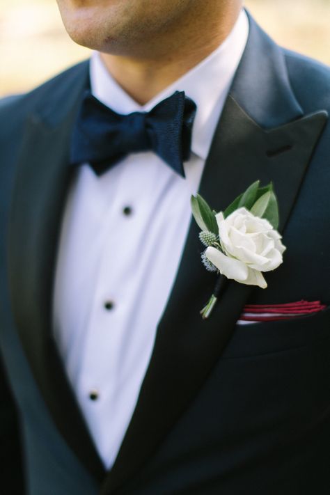 {{Groom with classic white rose boutonniere with ruby pocket square and bowtie for autumn wedding at Bridgeport Art Center in Chicago.}} Photography by http://timtabstudios.com/ || Flowers by Pollen, pollenfloraldesign.com White Rose Boutonniere, White Boutonniere, Pocket Square Wedding, Late Summer Weddings, Groomsmen Boutonniere, Rose Boutonniere, Floral Event Design, Groom Boutonniere, Eco Friendly Wedding