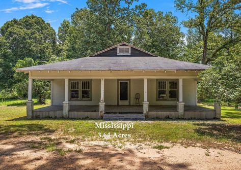 Under $100K Sunday- c.1923 Mississippi Fixer Upper Farmhouse For Sale on 3.64 Acres Under $70K Small Apartment Complex, Fixer Upper Farmhouse, Shotgun House, Wood Walls, Bead Board, Florida Georgia, Water Views, Architectural Salvage, Historic Homes