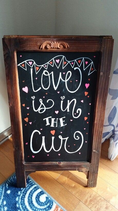 Valentines Day Chalkboard Ideas, Valentine’s Day Chalkboard Art, Valentines Chalkboard Art, Valentine Chalkboard Ideas, Daycare Quotes, Valentines Day Chalkboard, Valentines Chalkboard, Blackboard Quotes, Valentine Chalkboard Art