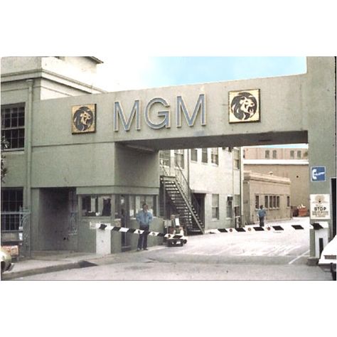 MGM main gate in the 70s. Mgm Studios, Classic Film Stars, Burbank California, Movie Studios, Metro Goldwyn Mayer, Good Old Times, California History, In And Out Movie, Universal Studios Hollywood