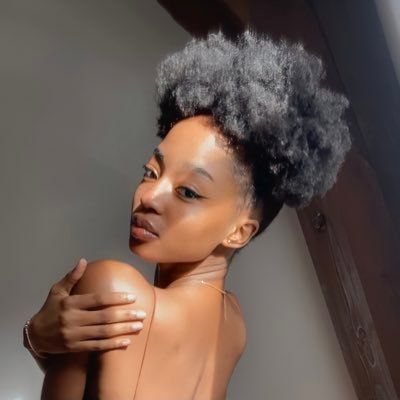 Crystal Zinzile, Big Afro, Afro Curls, Type 4 Hair, Black Hair Care, Coily Hair, Hair Crush, 4c Hairstyles, Hair Journey