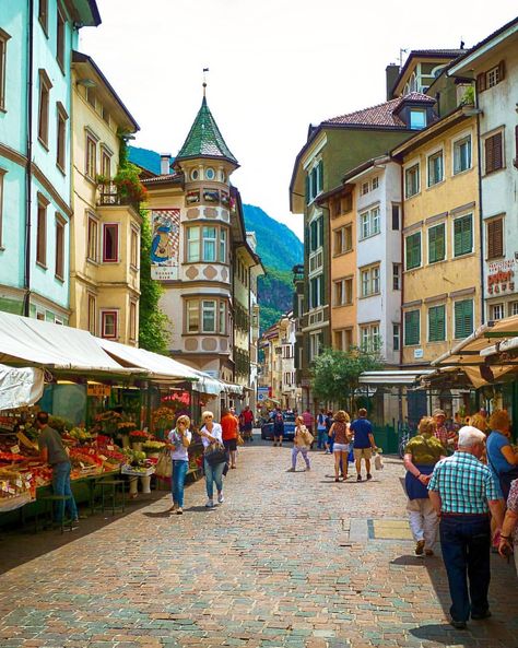 As the capital of the South Tyrol region, Bolzano offers an incredible cultural mix of Italian and Germanic influences (you’ll still see… Bolzano Italy, Italy Street, Best Of Italy, Italy Wine, Italy Aesthetic, South Tyrol, Enjoying Life, Northern Italy, Italian Art