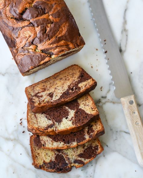 You can never have too many banana recipes! From marbled banana bread to banana ice cream, here are ten delicious ways to bake with bananas. Marble Bread, Marbled Banana Bread, Loaf Breads, Marbled Chocolate, Once Upon A Chef, Loaf Cakes, Chocolate Banana Bread, Baked Banana, Banana Bread Recipe