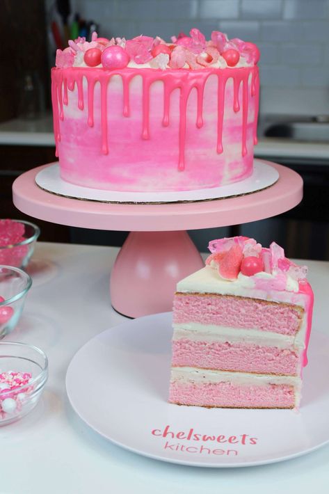 Such a fun pink drip cake!! It's made with pink cake layers, a pink drip, and pink buttercream. It's perfect for any girls birthday party, or for anyone who loves the color pink!! #pinkcake #pinkbirthday Drip Edge Cake, Pink Drip Cake, Cake Easy Recipe, Rainbow Cake Recipe, Cake Drip, Disco Cake, Cookie Decorations, Chocolate Drip Cake, Pink Birthday Cakes