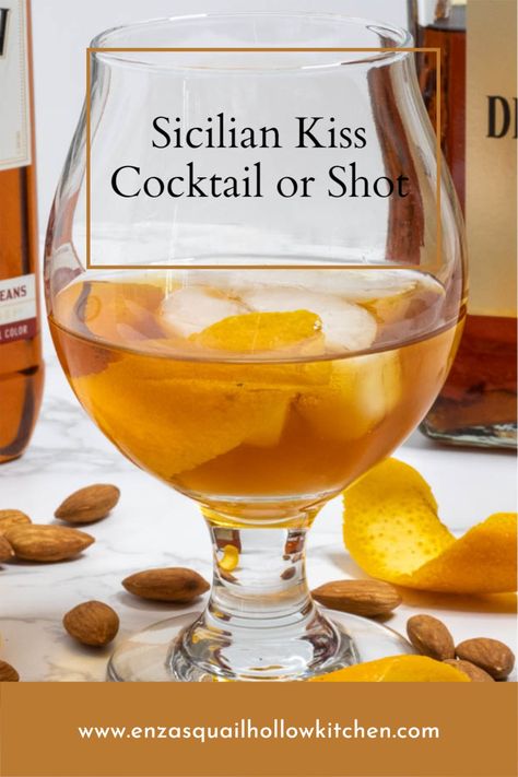 The sweet almond and light fruitiness of a Sicilian Kiss make this a delicious shot, after dinner drink or night cap! Night Cap Cocktails, Italian After Dinner Drinks, Traditional Holiday Recipes, Italian Night, New Years Eve Dinner, After Dinner Drinks, Dinner Drinks, Italian Recipes Traditional, Holiday Favorite Recipes