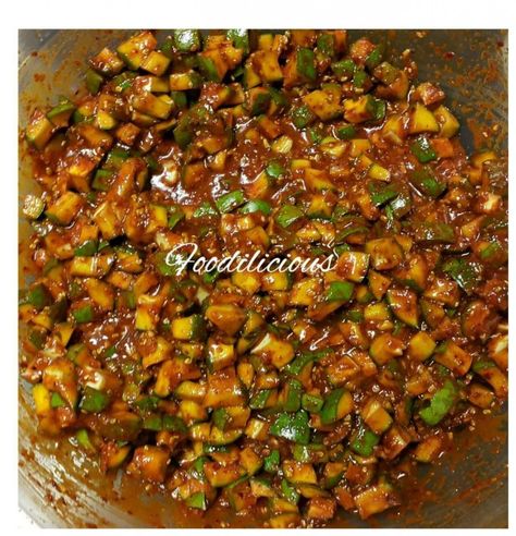 Mango Achaar recipe by Safiyyah Ameer Cape Malay, Masala Powder Recipe, African Mango, Powder Recipe, Masala Recipe, Ramadan Recipes, Pickling Recipes, Food Categories, Salad Dressings