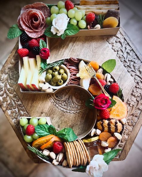 Charcuterie board reimagined: letters and numbers! Celebrate a birthday, anniversary, graduation, retirement, New Years or any other event where you want to mingle yummy food with beautiful and artistic elements that will be sure to have your guests talking. #charcuterie #charcuterieboards #charcuterieboxes #venturacounty #camarillo 50th Anniversary Charcuterie Board, 40th Anniversary Ideas, Artistic Elements, Charcuterie Inspiration, Crazy Ideas, Charcuterie And Cheese Board, Charcuterie Recipes, Grazing Tables, Beach Picnic