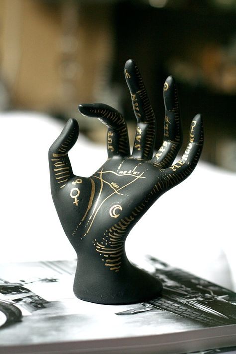 Astronomy mannequin hand Jewerly Holders, Palmistry Hand, Jewellery Holder, Yennefer Of Vengerberg, Hand Sculpture, Palm Reading, Witch Aesthetic, Witchy Woman, Diy Schmuck