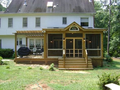 Veranda Design, Screened Porch Designs, Screened In Deck, Pergola Pictures, Building A Porch, Patio Deck Designs, Deck With Pergola, Patio Roof, House With Porch