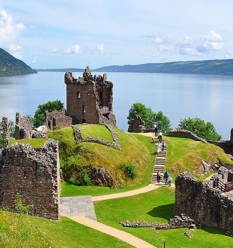 What is there for Non-Golfers in Scotland on a Golf Trip Golf In Scotland, Golf Scotland, Edinburgh Military Tattoo, Urquhart Castle, Golf Vacations, Isle Of Arran, Golf Trip, Loch Lomond, Weekend Breaks