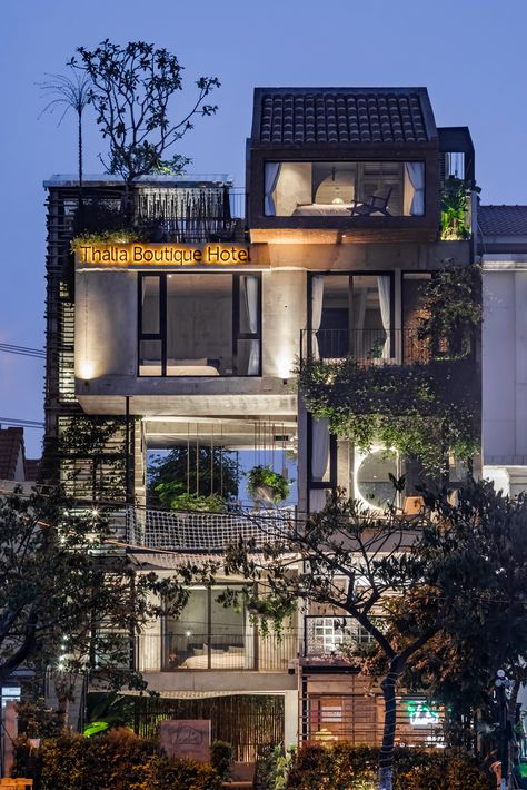 Gallery of Thalia Boutique Hotel / Ho Khue Architects - 32 Boutique Hotels Design, Small Boutique Hotels, Hotel Exterior, Best Boutique Hotels, Large Backyard, Hotel Boutique, Patio And Garden, Outdoor Retreat, Hotel Interior