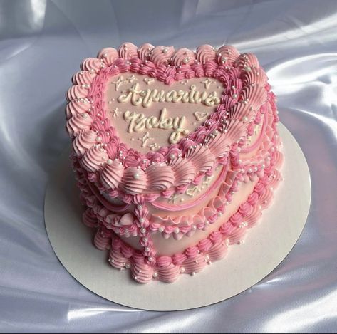 Fairy Heart Cake, Pink Heart Shaped Cake, Happy Bday Cake, Fourteenth Birthday, Fairy Heart, Heart Shaped Cake, Vintage Birthday Cakes, Pastel Birthday, Sweet 16 Birthday Cake