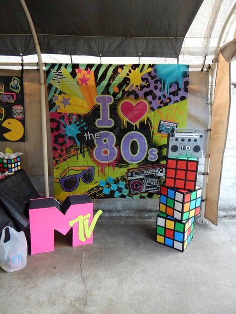 Diy 80s Party Decorations, Decades Party, 80s Party Decorations, Party Decorations Diy, 80s Birthday Parties, 1980s Party, 90s Theme Party, 80s Decor, 80s Theme Party