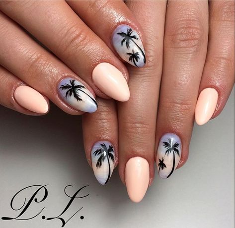 Black And Peach Nails Design, Summer Nails With Palm Trees, Palm Tree Nail Designs Beach, Holiday Nail Designs Summer, Palm Tree Nails Design, Palm Trees Nails, Summer Nails Peach, Palm Leaf Nails, Nails With Palm Trees