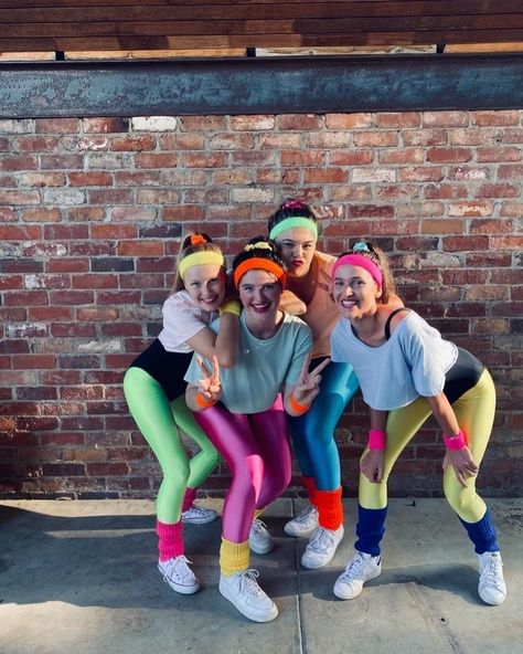 Workout 80s Outfit, Neon Workout Outfit 80s, 80d Outfit, Cute 80s Outfits Party, 80s Spirit Day Outfit, 80 Dress Up Ideas 80s Party, Outfit 80s Mujer, 80s Theme Party Outfit For Women, Diy 80s Outfit Woman